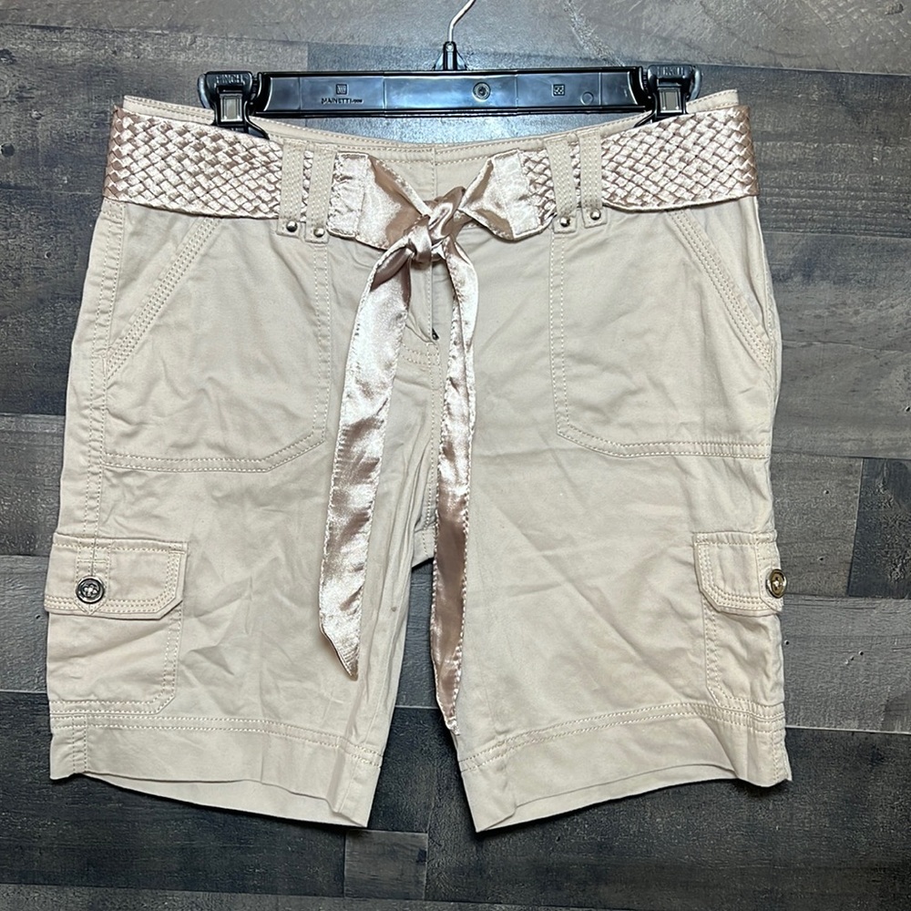Khaki White House Black Market Bermuda Shorts With Champaign Ribbon Belt